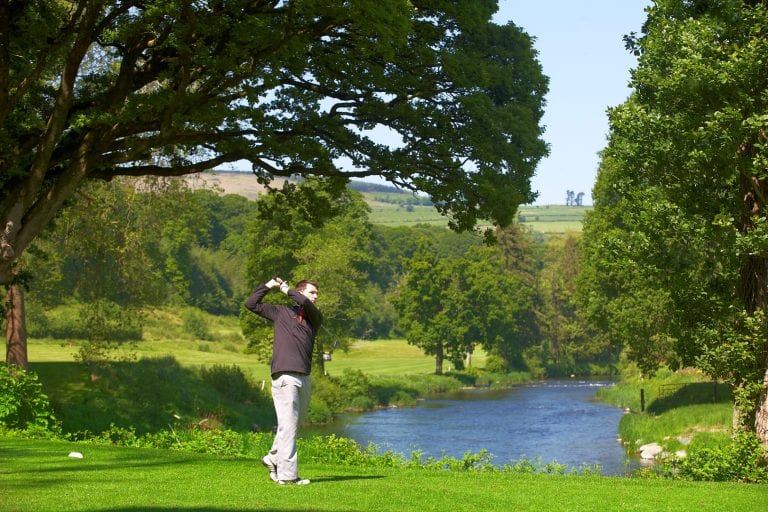 Bunclody river_golfer