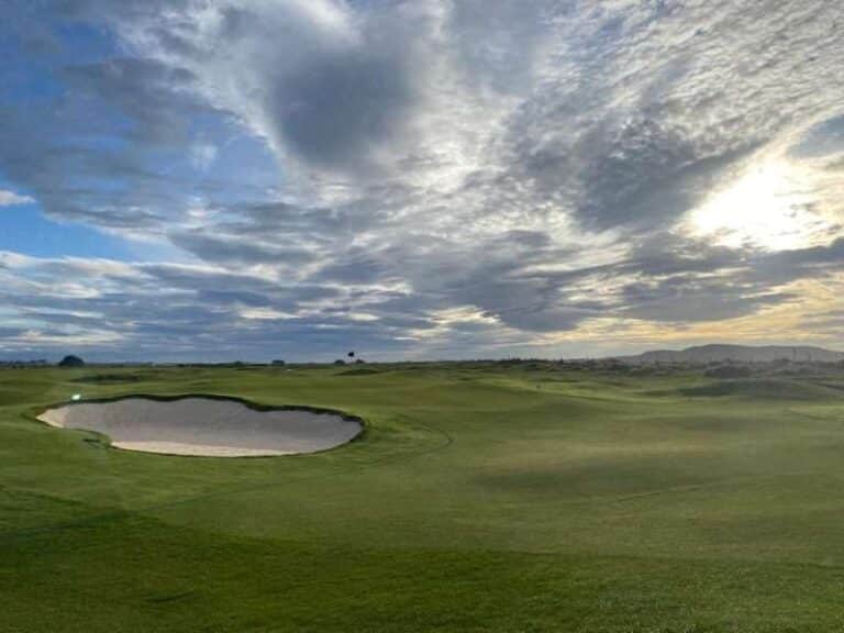 The Royal Dublin officially opens new bunkers