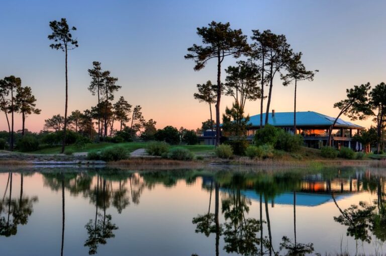 Troia Clubhouse857x569 (1)