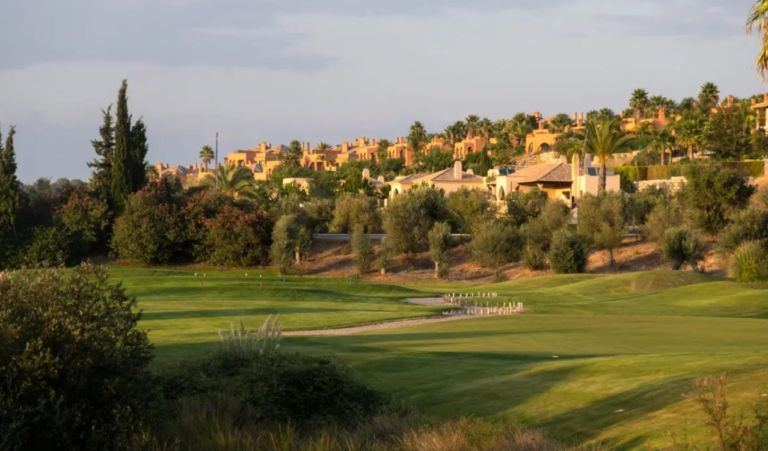 Amendoeira resort pic view from course
